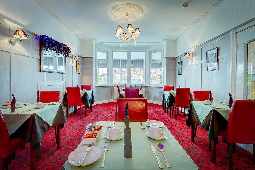 Windsor Park Hotel แบล็คพูล ภายนอก รูปภาพ