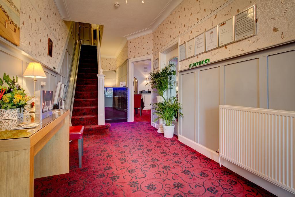 Windsor Park Hotel แบล็คพูล ภายนอก รูปภาพ